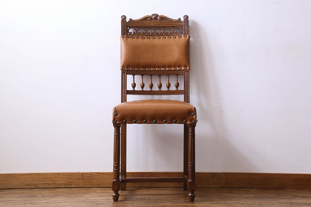 アンティーク家具　フランスアンティーク　本革　優美なデザインのダイニングチェア(椅子、イス)(2)