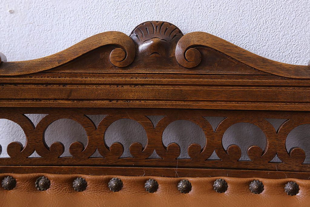 アンティーク家具　フランスアンティーク　本革　優美なデザインのダイニングチェア(椅子、イス)(2)