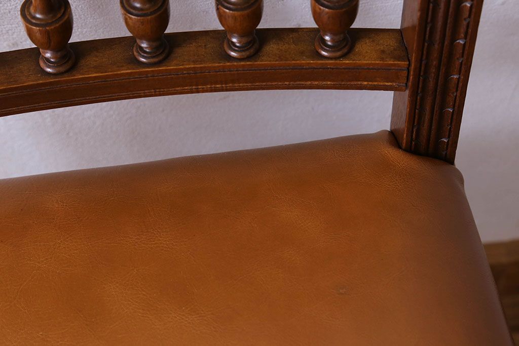 アンティーク家具　フランスアンティーク　本革　優美なデザインのダイニングチェア(椅子、イス)(2)
