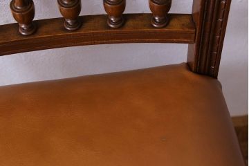 アンティーク家具　フランスアンティーク　本革　優美なデザインのダイニングチェア(椅子、イス)(2)