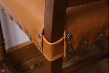 アンティーク家具　フランスアンティーク　本革　優美なデザインのダイニングチェア(椅子、イス)(2)