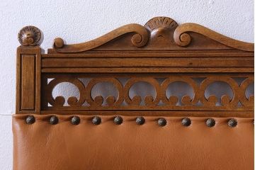 アンティーク家具　フランスアンティーク　本革　優美なデザインのダイニングチェア(椅子、イス)(3)