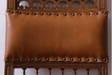 アンティーク家具　フランスアンティーク　本革　優美なデザインのダイニングチェア(椅子、イス)(3)
