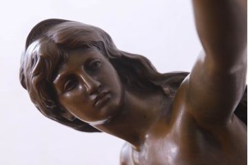 アンティーク雑貨　フランスアンティーク　math.moreau(マチュラン・モロー)　ブロンズ像(置物・彫刻)