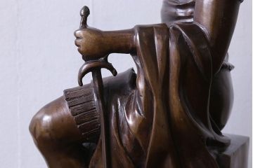 アンティーク雑貨　ヨーロッパアンティーク　ブロンズ像(兵士像・置物・彫刻)