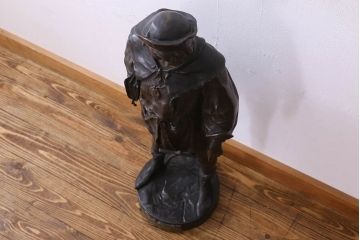 アンティーク雑貨　ヨーロッパアンティーク　Emile Picault　細かな装飾が目を引くブロンズ像(彫刻、置物)