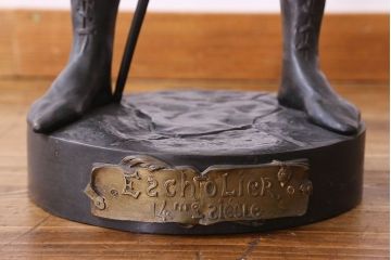 アンティーク雑貨　ヨーロッパアンティーク　Emile Picault　細かな装飾が目を引くブロンズ像(彫刻、置物)