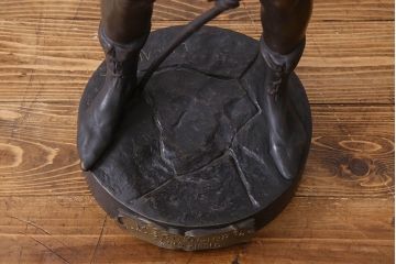 アンティーク雑貨　ヨーロッパアンティーク　Emile Picault　細かな装飾が目を引くブロンズ像(彫刻、置物)