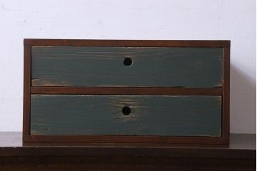 レトロ家具　昭和レトロ　リメイク品　落ち着いた色合いが魅力的なペイント小引き出し(小物収納、書類収納)