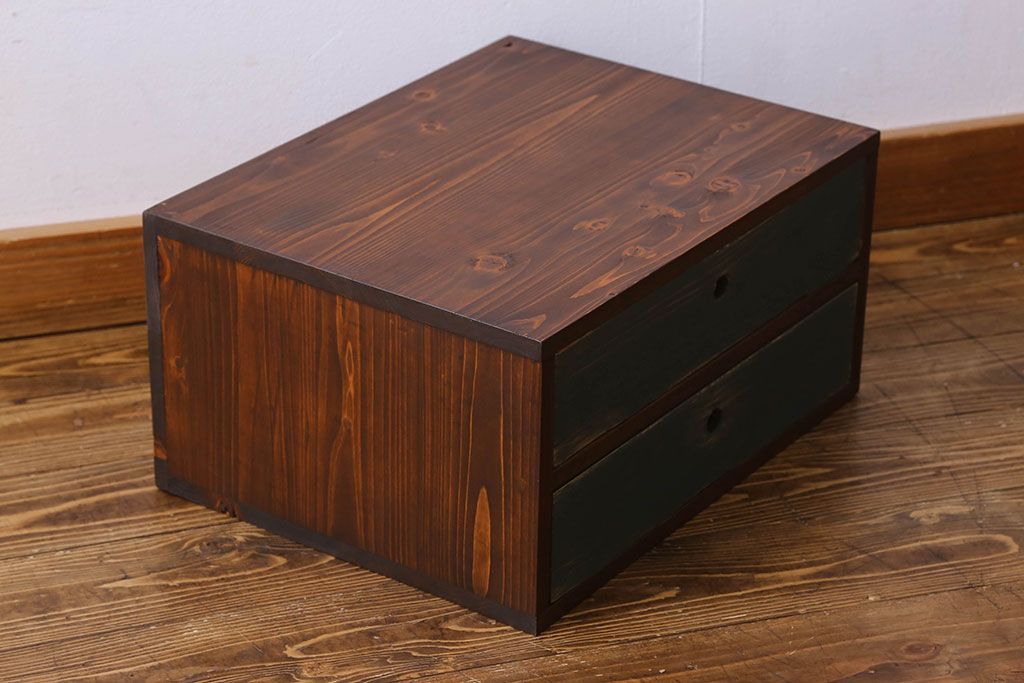 レトロ家具　昭和レトロ　リメイク品　落ち着いた色合いが魅力的なペイント小引き出し(小物収納、書類収納)