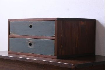 レトロ家具　昭和レトロ　リメイク品　落ち着いた色合いが魅力的なペイント小引き出し(小物収納、書類収納)