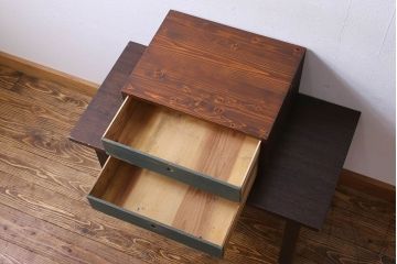 レトロ家具　昭和レトロ　リメイク品　落ち着いた色合いが魅力的なペイント小引き出し(小物収納、書類収納)