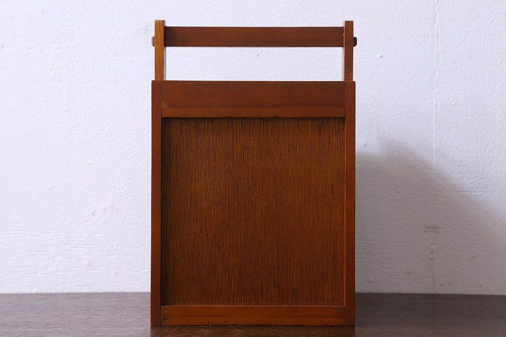 ヴィンテージ家具　ビンテージ　味わいのある木味が魅力的な小引き出し(小物収納)