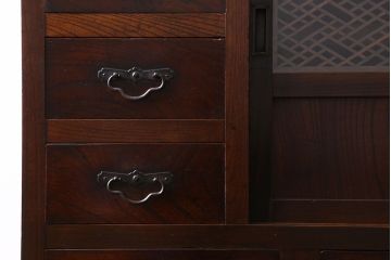 アンティーク家具　和製アンティーク　前面ケヤキ材　組子がおしゃれな薄型キャビネット(収納棚、茶箪笥)