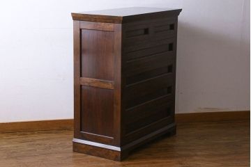 中古　松本民芸家具　503型　直線のデザインが目を引く整理箪笥(引き出し、衣装箪笥、チェスト)(定価約28万円)