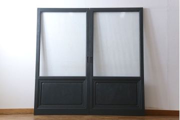 ペイント家具　シックな雰囲気漂うガラス戸(引き戸)2枚組