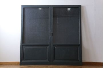 ペイント家具　シックな雰囲気漂うガラス戸(引き戸)2枚組