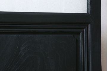 ペイント家具　シックな雰囲気漂うガラス戸(引き戸)2枚組