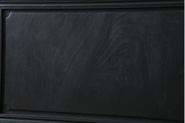 ペイント家具　シックな雰囲気漂うガラス戸(引き戸)2枚組