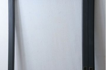 ペイント家具　シックな雰囲気漂うガラス戸(引き戸)2枚組