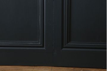 ペイント家具　シックな雰囲気漂うガラス戸(引き戸)2枚組