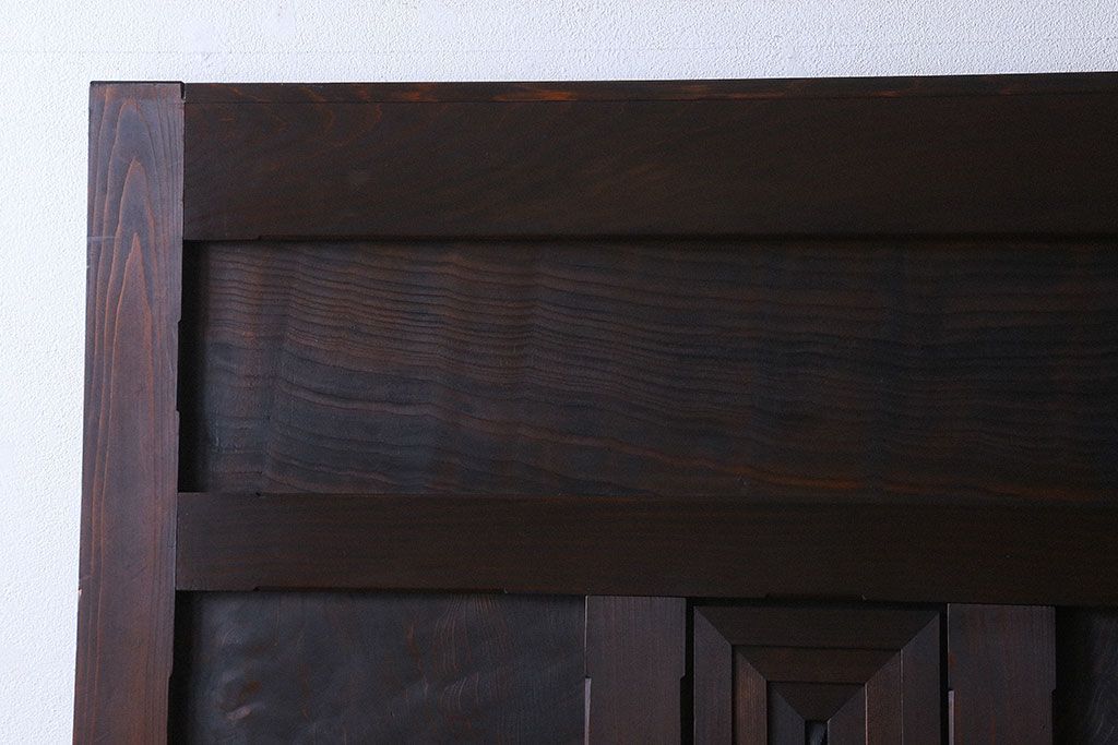 和製アンティーク　レア物　凝ったデザインが目を引くヒノキ材の板戸(引き戸)2枚組