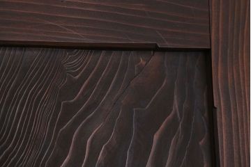 和製アンティーク　レア物　凝ったデザインが目を引くヒノキ材の板戸(引き戸)2枚組