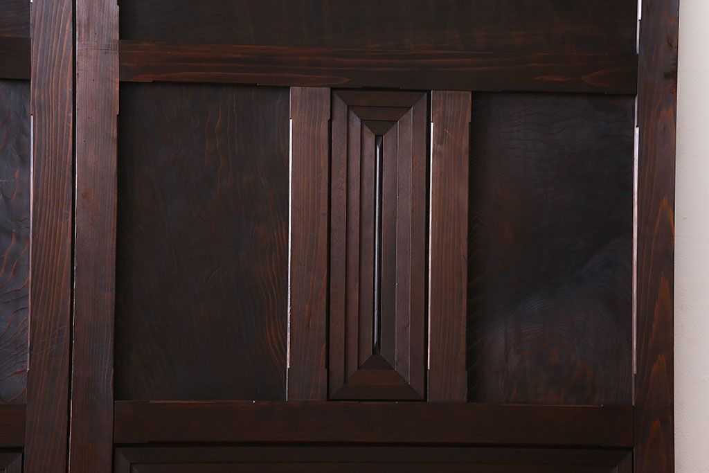 和製アンティーク　レア物　凝ったデザインが目を引くヒノキ材の板戸(引き戸)2枚組