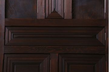 和製アンティーク　レア物　凝ったデザインが目を引くヒノキ材の板戸(引き戸)2枚組