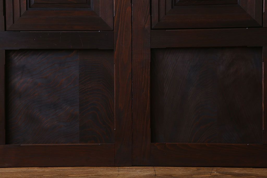 和製アンティーク　レア物　凝ったデザインが目を引くヒノキ材の板戸(引き戸)2枚組