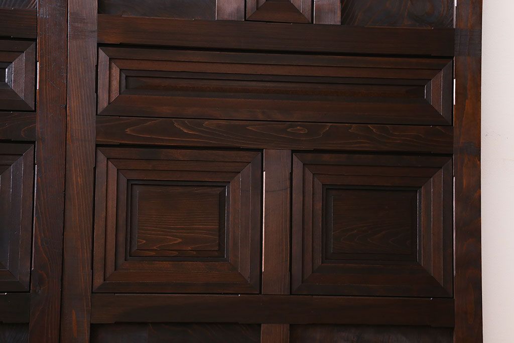 和製アンティーク　レア物　凝ったデザインが目を引くヒノキ材の板戸(引き戸)2枚組