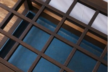 アンティーク雑貨　和製アンティーク　マス目のデザインが珍しい傘立て(1)