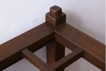 アンティーク雑貨　和製アンティーク　マス目のデザインが珍しい傘立て(2)