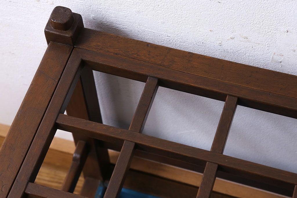 アンティーク雑貨　和製アンティーク　マス目のデザインが珍しい傘立て(2)