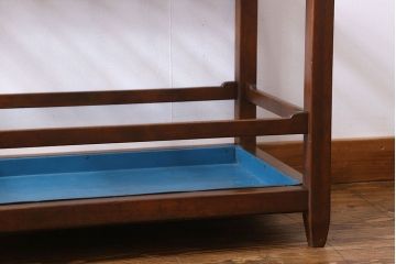 アンティーク雑貨　和製アンティーク　マス目のデザインが珍しい傘立て(2)