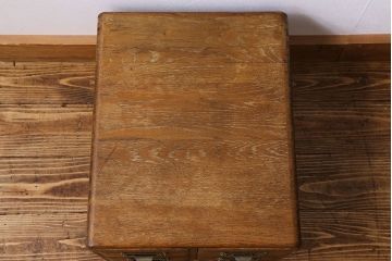 レトロ家具　昭和レトロ　ナラ材　重厚な雰囲気漂うカードケース(小引き出し、小物収納、図書館、図書室)