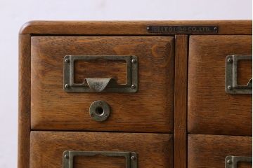 レトロ家具　昭和レトロ　ナラ材　重厚な雰囲気漂うカードケース(小引き出し、小物収納、図書館、図書室)