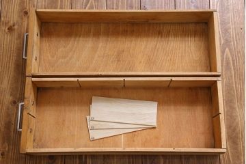 ヴィンテージ家具　フランスビンテージ　オリジナルペイント　収納力抜群のチェスト(ドロワー)