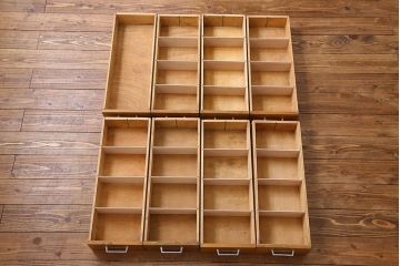 ヴィンテージ家具　フランスビンテージ　オリジナルペイント　収納力抜群のチェスト(ドロワー)