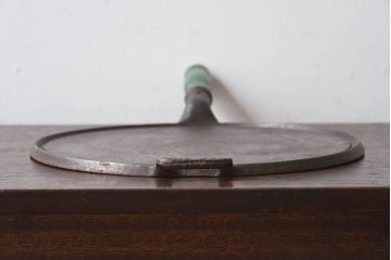 アンティーク雑貨　アメリカビンテージ　ジャンクスタイルにおすすめのシャビーなクレープパン