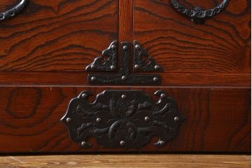 中古　伝統民芸家具　岩谷堂　NO.720　幅広で存在感のある白鳥2号横長箪笥(チェスト)(定価約63万円)