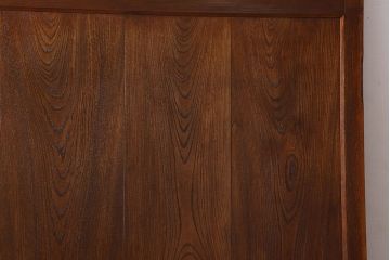 和製アンティーク　鍵付き　大振りなサイズで存在感を放つ総ケヤキ材の蔵戸(引き戸、玄関戸)