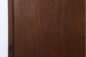 和製アンティーク　鍵付き　大振りなサイズで存在感を放つ総ケヤキ材の蔵戸(引き戸、玄関戸)