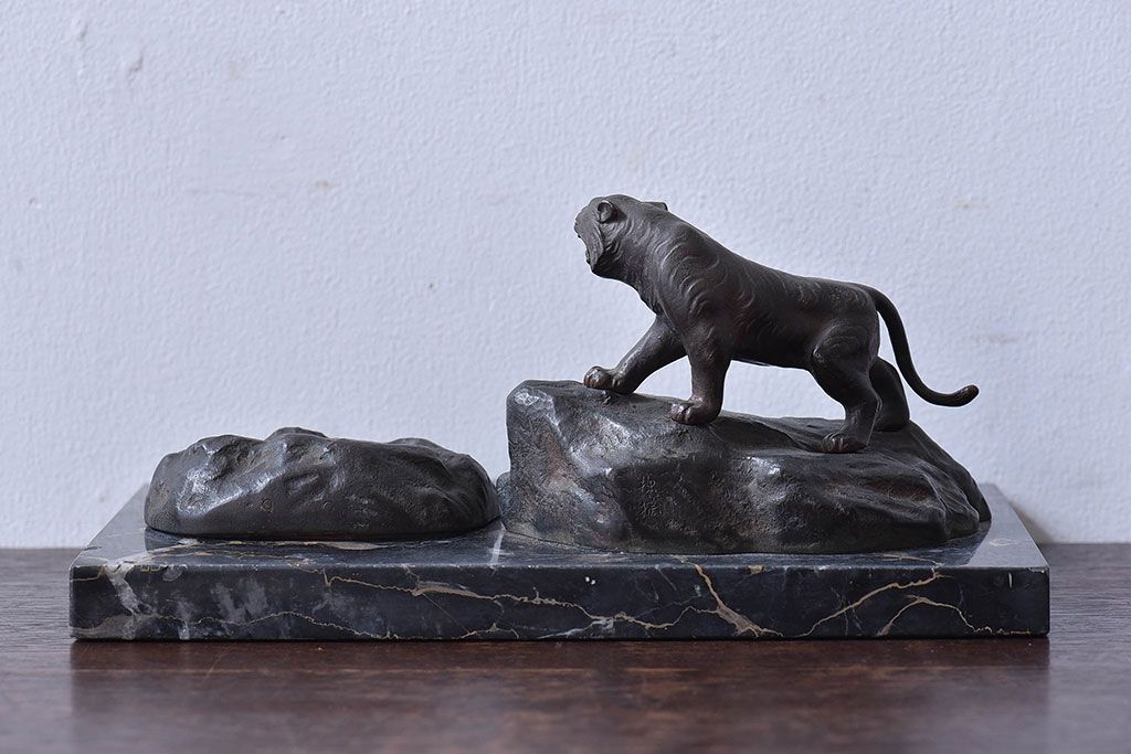 オブジェ 置物 陶器 トラ ヒョウ 動物 ビンテージ レトロ アンティーク 昭和 アメリカン レトロ 置物 トラ フィギュア チャイルドタイガー