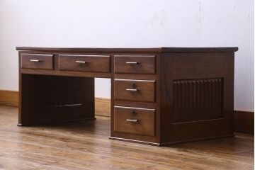 アンティーク家具　和製アンティーク　側面の意匠が印象的な総ケヤキ材のデスク(文机、在宅ワーク、在宅用片袖机)