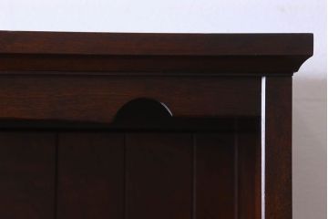中古　北海道民芸家具　木の質感が魅力的なシックな本棚(陳列棚)(定価31万円)