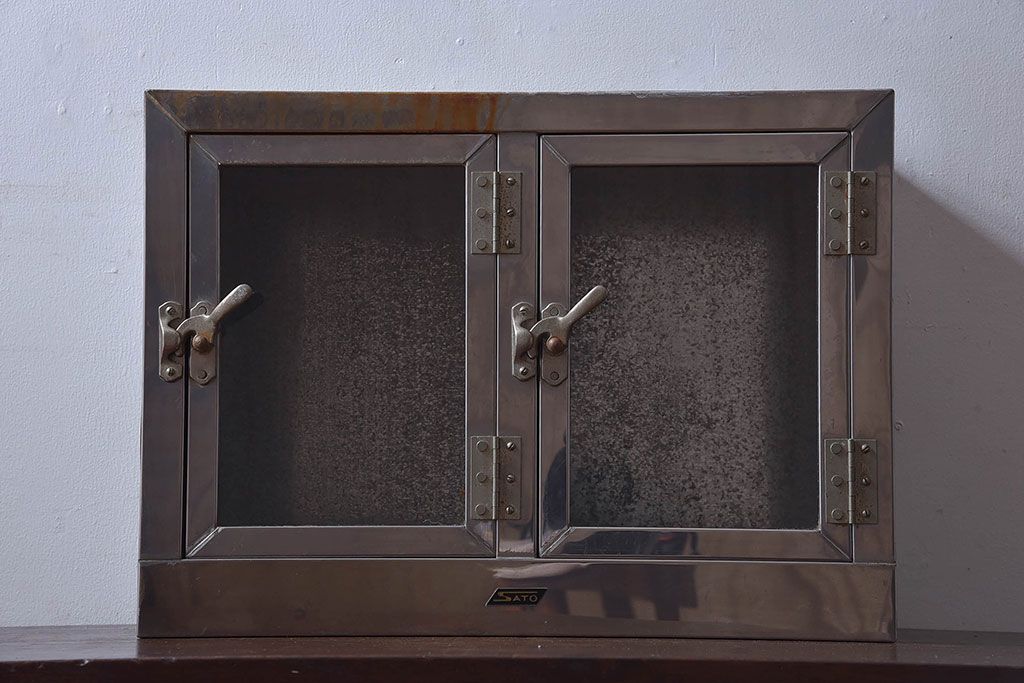 レトロ家具　昭和レトロ　SATO(佐藤産業)　小さなブリキガラスケース(ショーケース、収納箱)