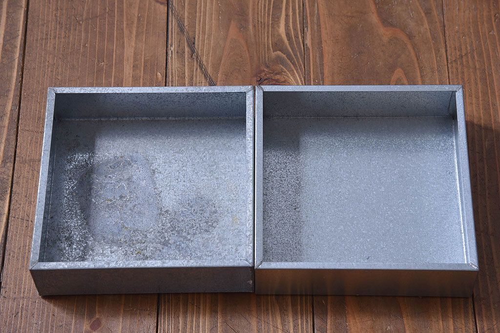 レトロ家具　昭和レトロ　SATO(佐藤産業)　小さなブリキガラスケース(ショーケース、収納箱)