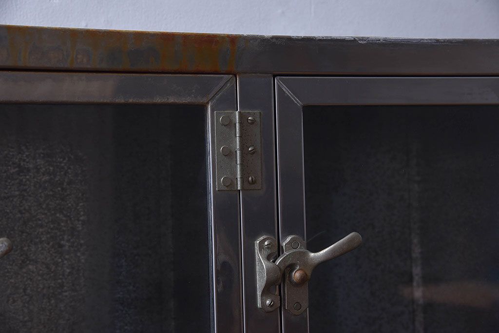 レトロ家具　昭和レトロ　SATO(佐藤産業)　小さなブリキガラスケース(ショーケース、収納箱)