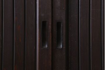 和製アンティーク　細かな縦桟が美しい平格子戸(引き戸、建具)2枚組